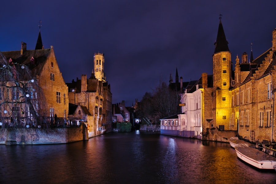 Bruges Travel Guide 2026: Local Tips