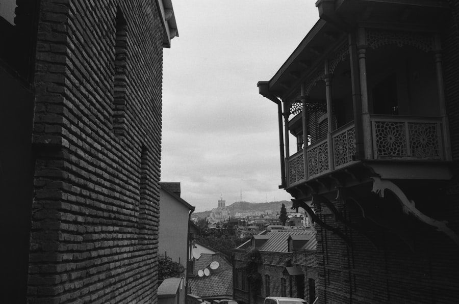 Tbilisi Courtyard Photo Spots: A Visual Guide