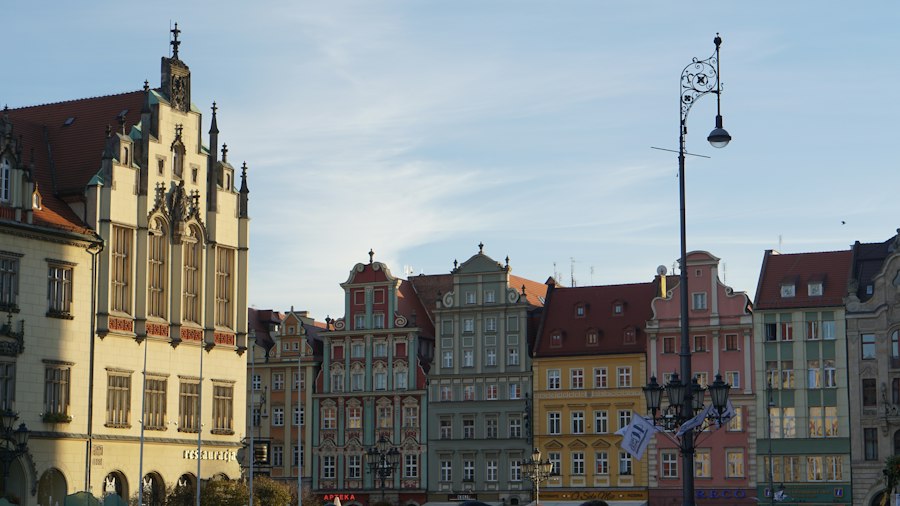 Wroclaw Travel Guide 2026: Expert Tips