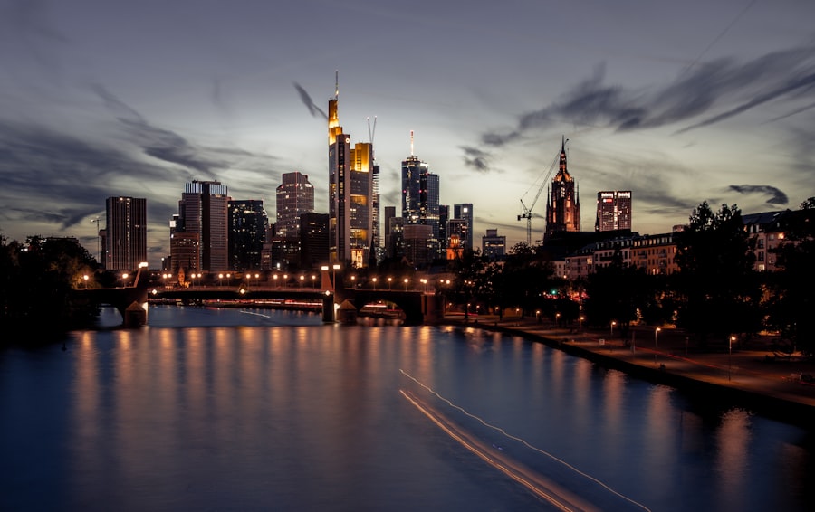 7 Frankfurt Skyline Photography Spots